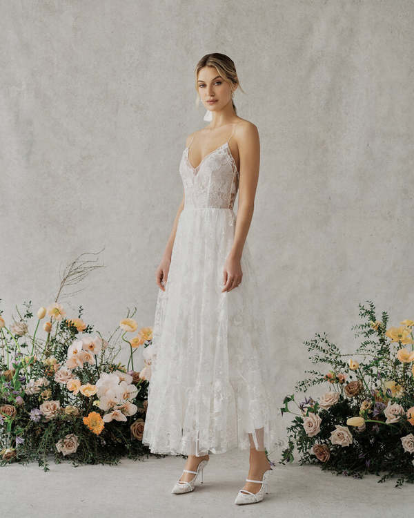 chinese dress ladies POPPY LACE MIDI DRESS – AKIRA main image 1