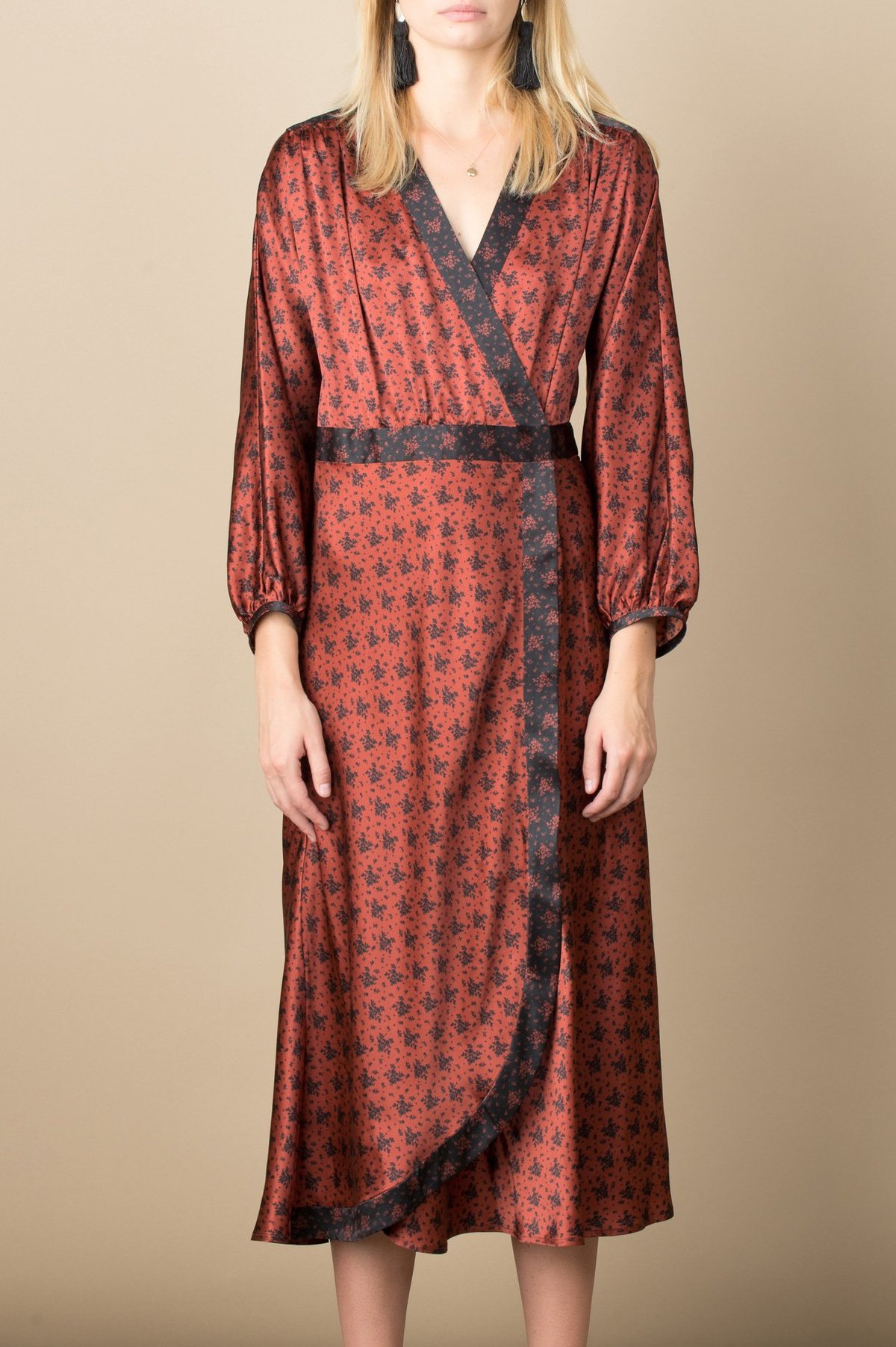 berta black dress Buy Now Graceful Berta Long Dress