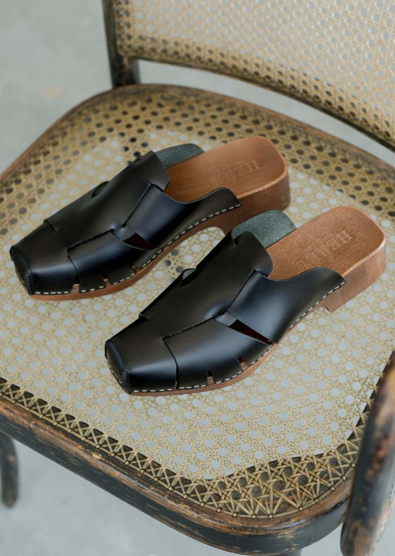 HEREU Licia Square Toe Mule Clog - Black | Garmentory