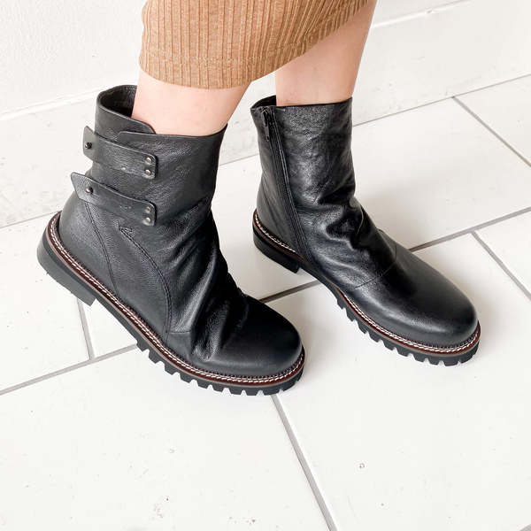 Yuko Imanishi Alice Belt Buckle Boot Black Garmentory