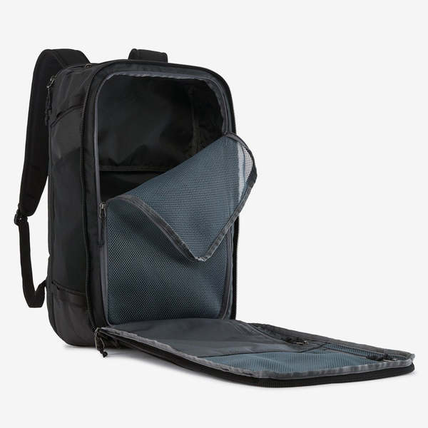 black hole mini mlc 26l backpack Patagonia 45L-Black/Black Its sleek black color effortlessly complements any outfit Patagonia 26L Black Hole Mini
