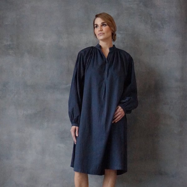 black crane tulip dress