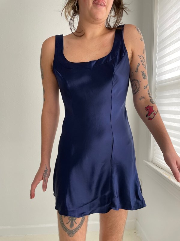 Vintage Victoria's Secret slip dress - navy | Garmentory