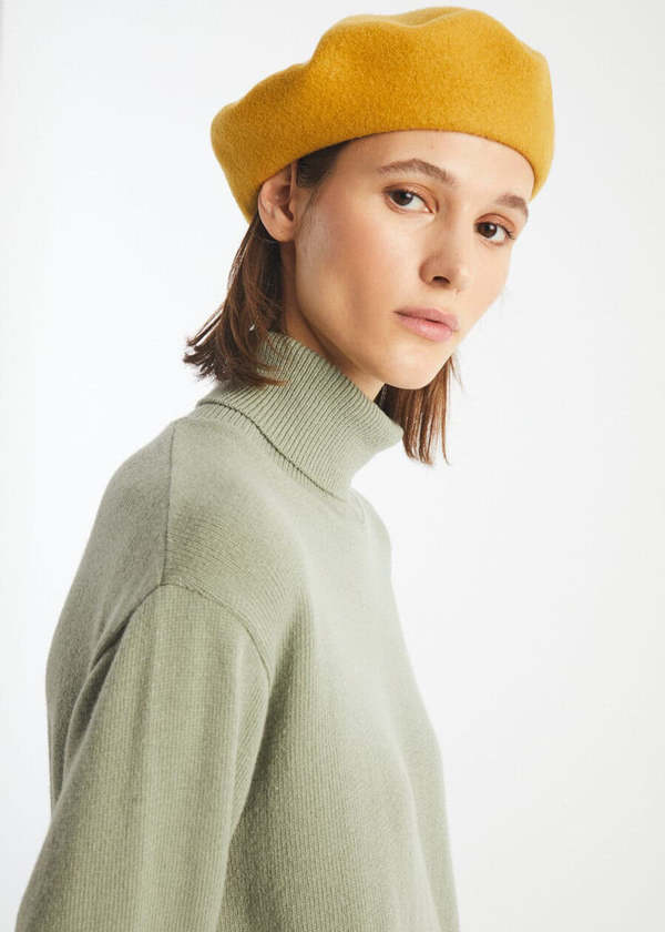 NEW RITA ROW women\'s wool beret in blue Rita Row Maple Beret - Blue | Garmentory main image 2