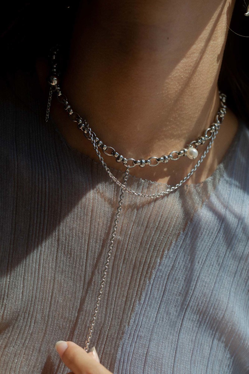 Justine Clenquet SSENSE限定 Winonaネックレス Justine Clenquet Winona Necklace - Off-white crystal pearl