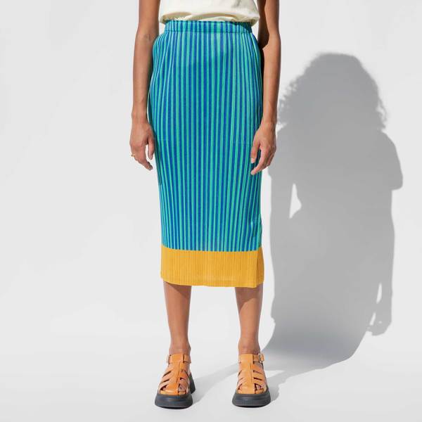 Pleats Please by Issey Miyake Upbeat Skirt - Green | Garmentory 