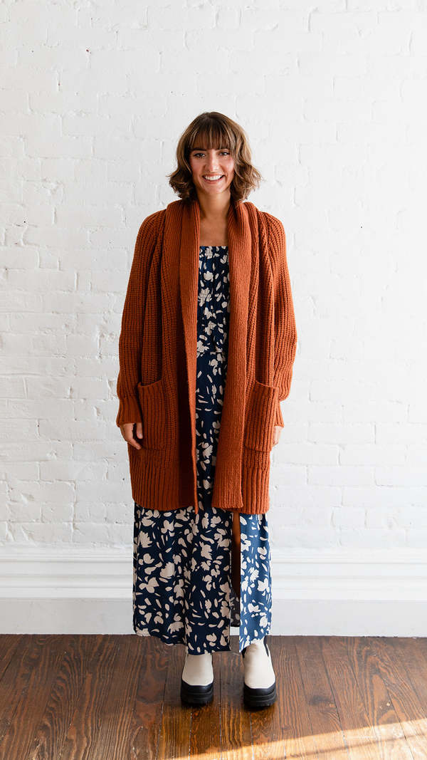 Soft Textured Turn-Down Collar Spanish Sleeve Knit Cardigan