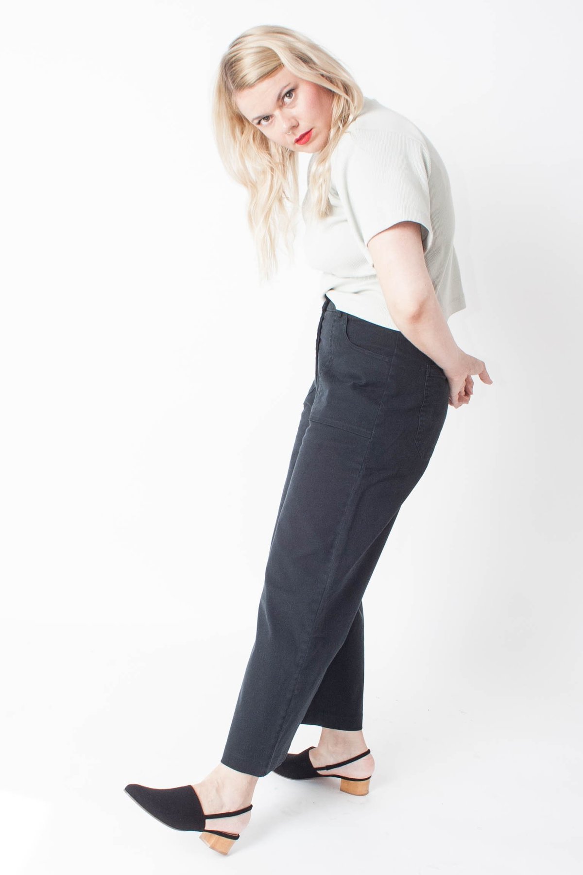 Loup Simone Jeans Black Garmentory