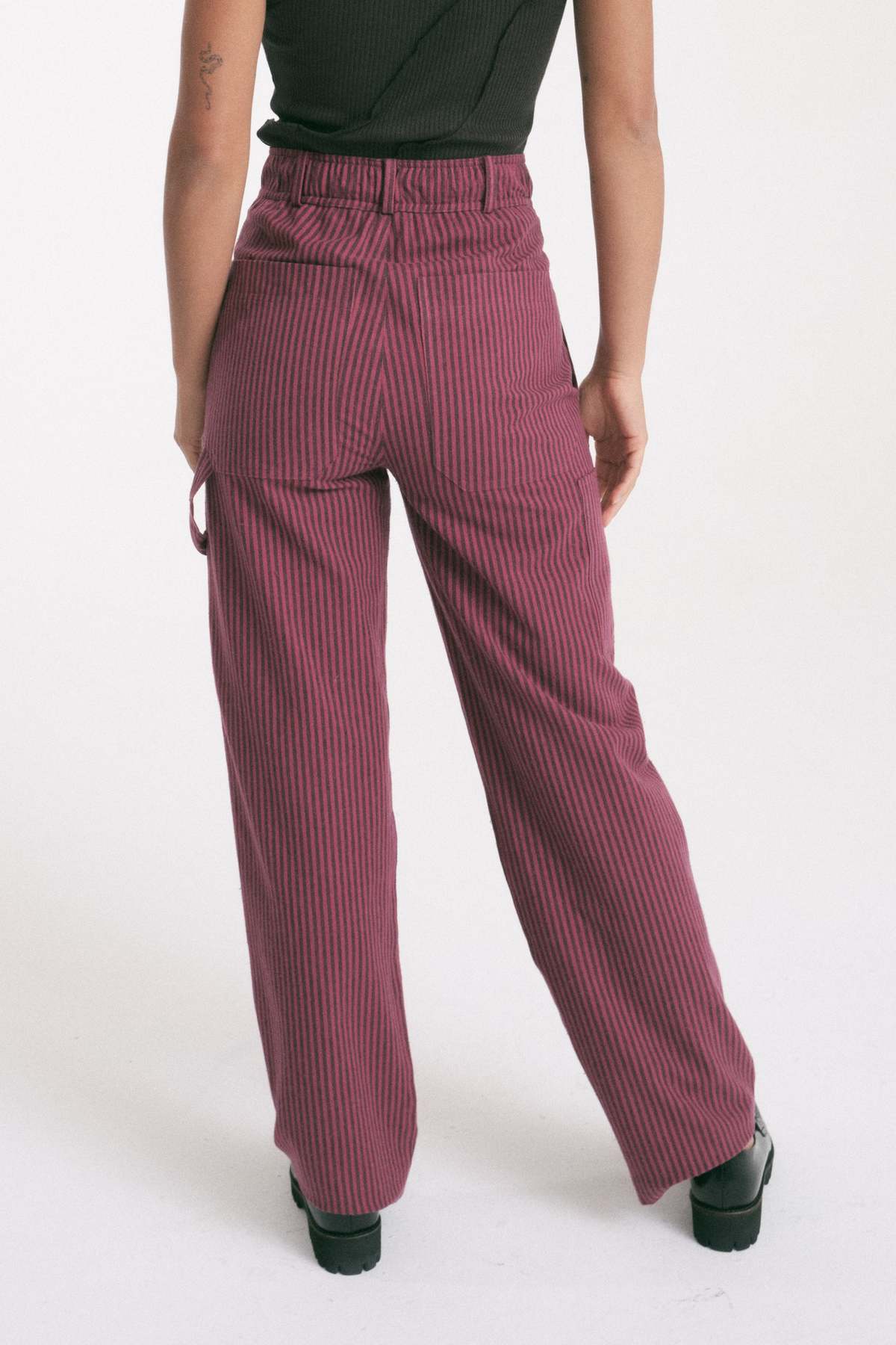 ALINA WIDE ANKLE PLEATED PANT WITH JEWEL BUTTON AND ROPE BELT