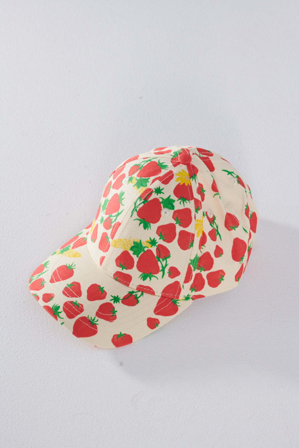 Helmstedt Strawberry Bucket Hat NWOT Helmstedt Baseball Cap - Strawberry | Garmentory main image 3