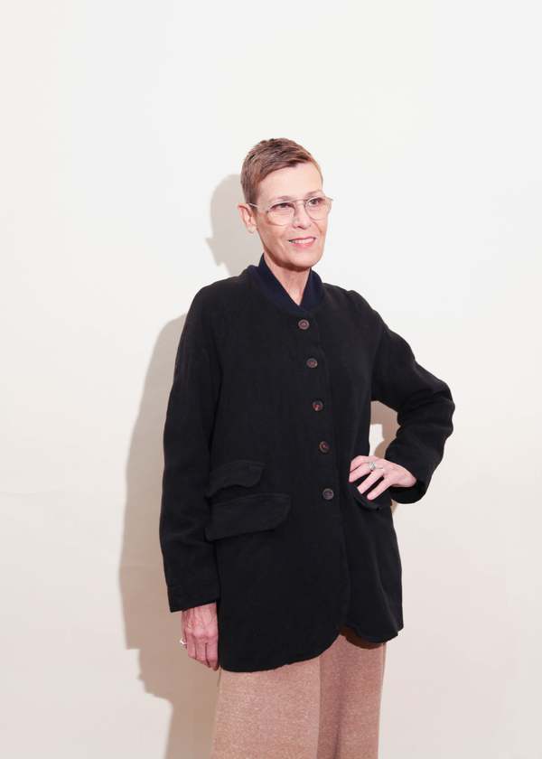 H+ HANNO WESSEL コート黒 H+ Hannoh Wessel Milena Coat - Black | Garmentory