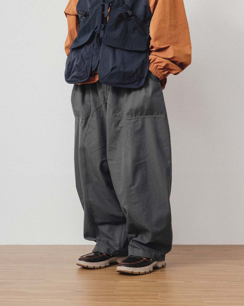 Anglan Round Rib Fatigue Balloon Pants - Grey | Garmentory