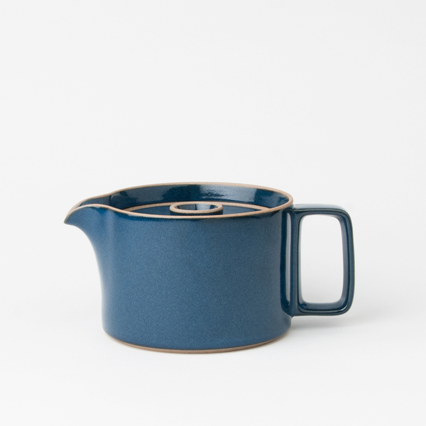 HASAMI PORCELAIN JAPAN Hasami Teapot in Blue Garmentory