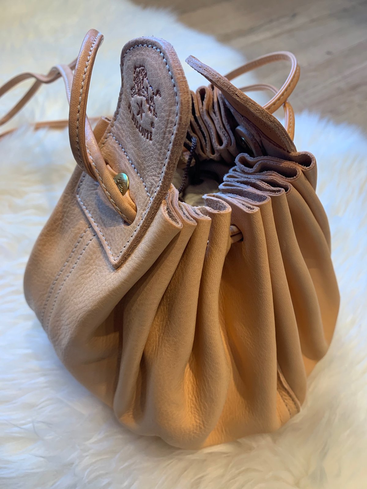 Il Bisonte Cowhide Leather Shoulder Bag - Tan | Garmentory