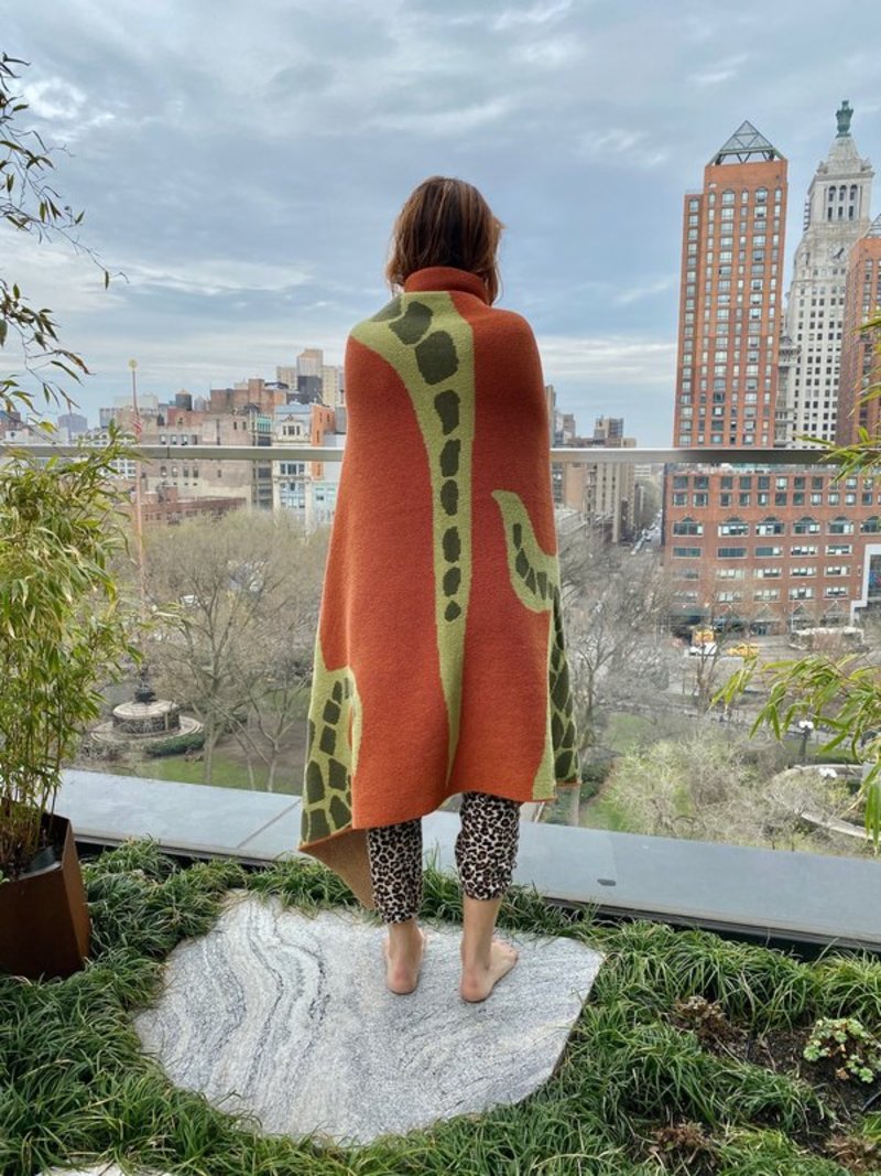 Cold Picnic Crocodile Knit Blanket - Thumbnail 4