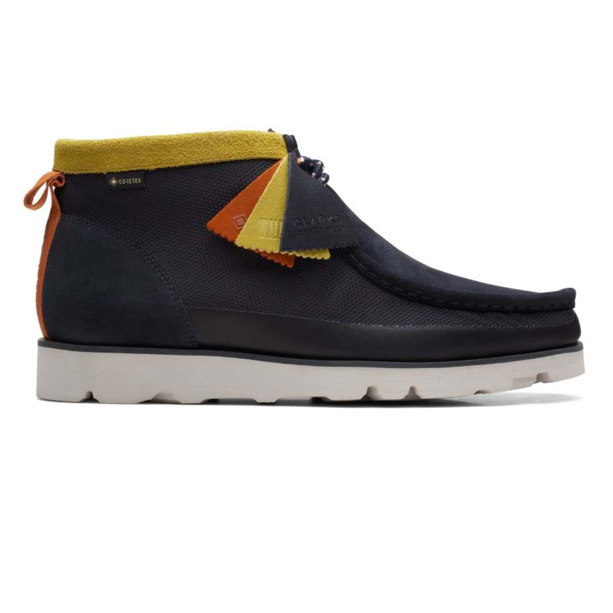 靴 Clarks Wallabee2.0 GTX UK9 GORE-TEX CLARKS Wallabee 2 0 GTX Shoes - Navy Combi | Garmentory