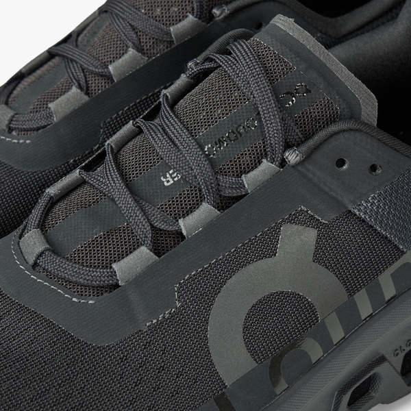 Nyann　黒上下L NEW On Running Cloud 5 All Black 59.98905 Women Running