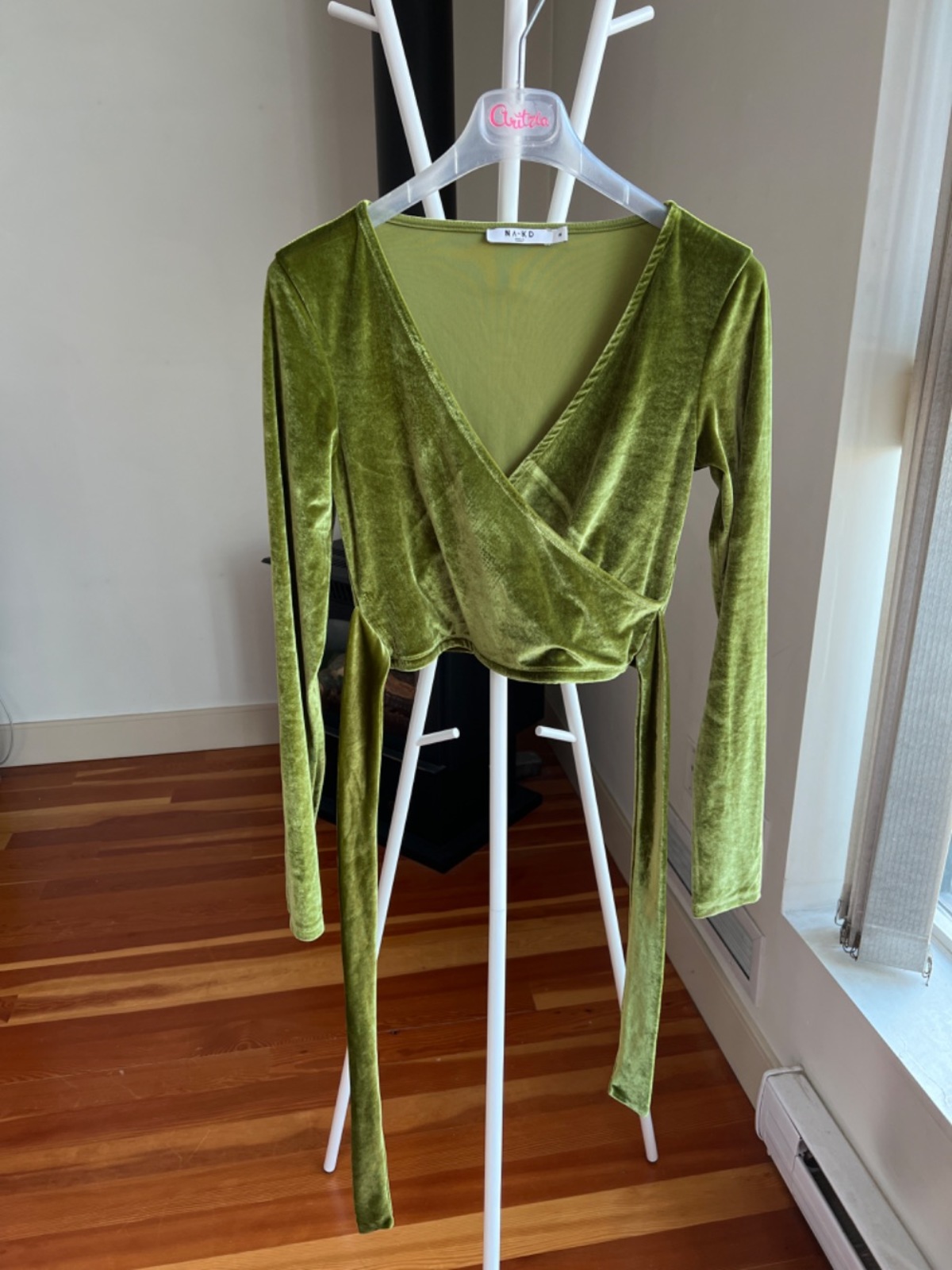 Na-Kd velvet top  - Image 3 of 5