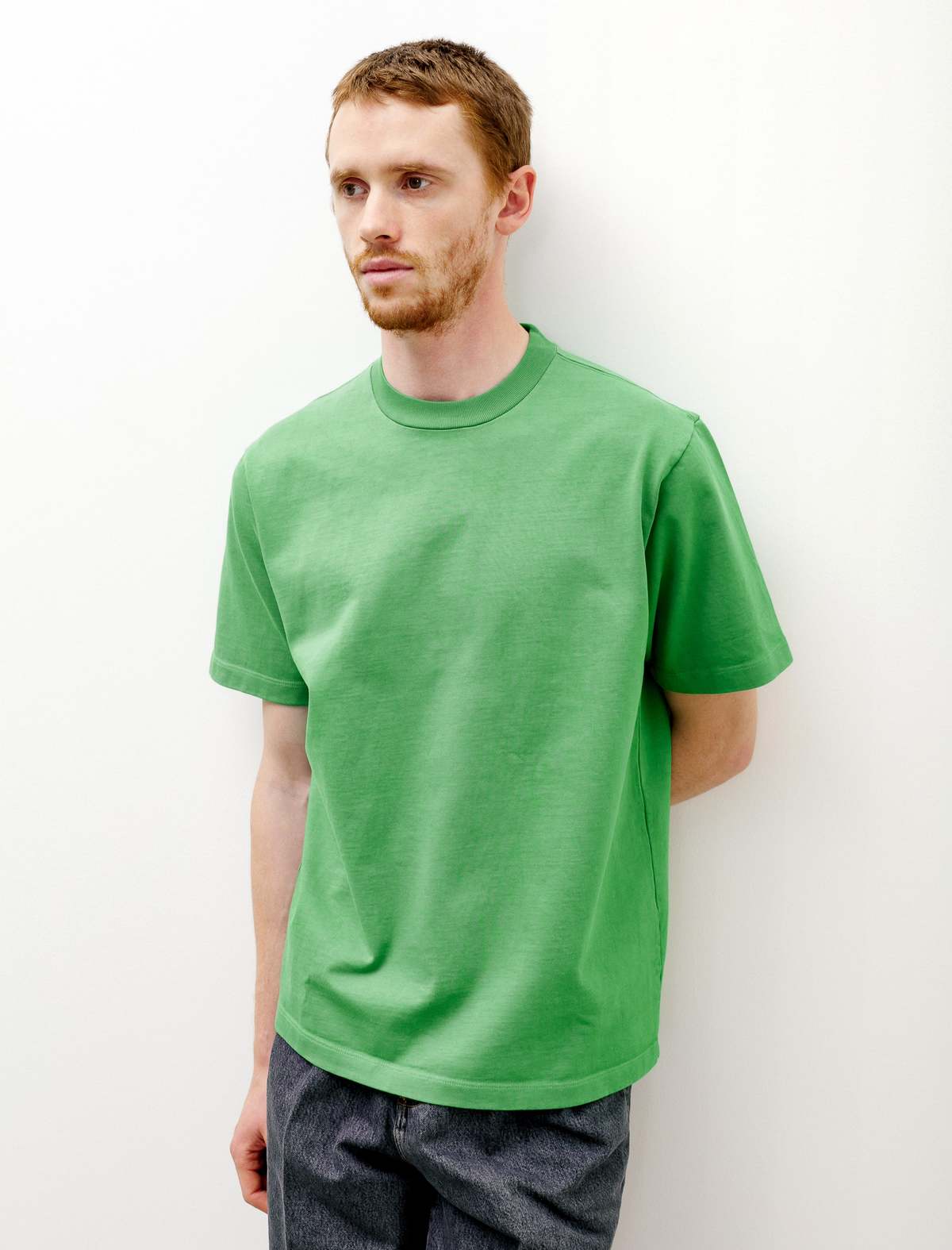 Tシャツ・カットソー COVERNAT Rugby Round T-Shirt Khaki New Era graphic T-shirt in khaki | ASOS