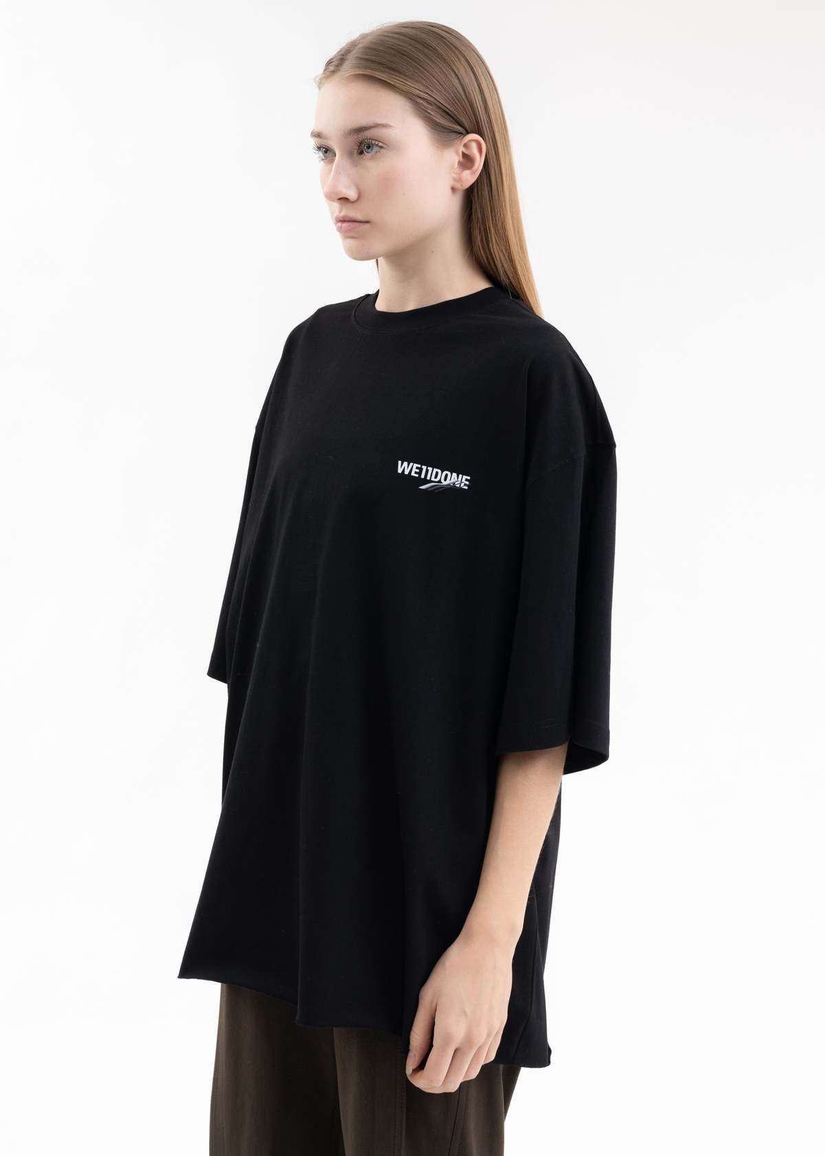 WE11DONE ブラック Tシャツ ☆ 人気 ☆ We11done/ウェルダン ブラックロゴ Tシャツ