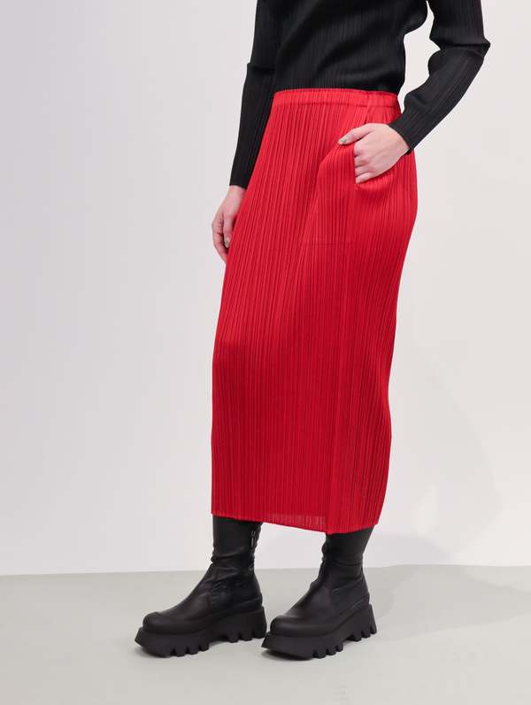 PLEATS PLEASE ISSEY MIYAKE レッド　サイズ3 Pleats Please by Issey Miyake New Colorful Basics 3 Skirt - Red