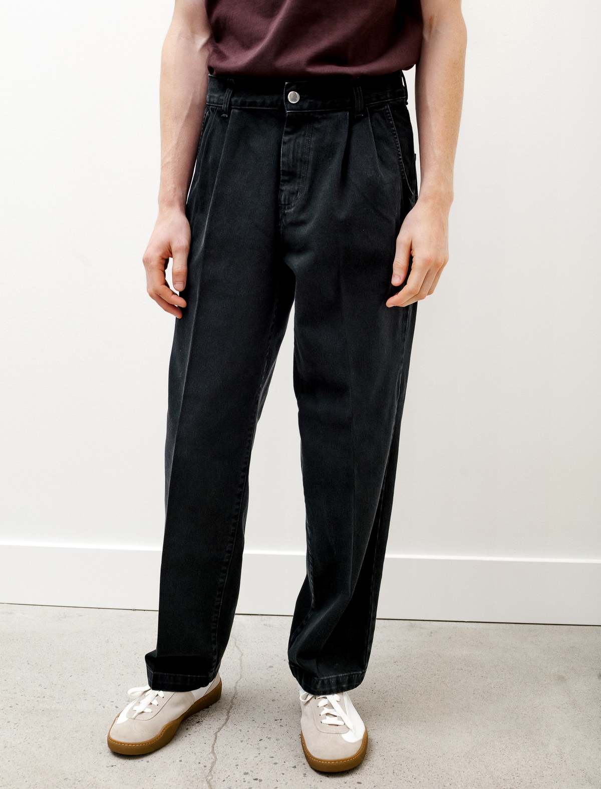 Mfpen BIG JEANS ブラック S MFPEN Big Jeans - Black | TheRoom