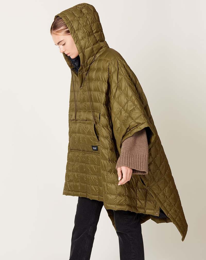 【SALOMON】 Mountain lightweight poncho /追跡付 Print Trekking Rain Poncho | Montbell Japan