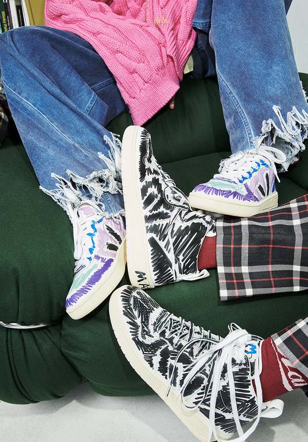 VEJA V10 Leather Marni Sneakers - Orchid/Black