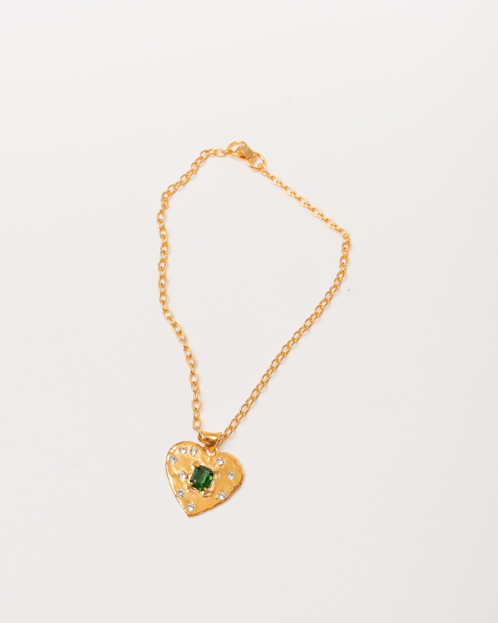Mondo Mondo Super Heart Chain Necklace - Emerald | Garmentory