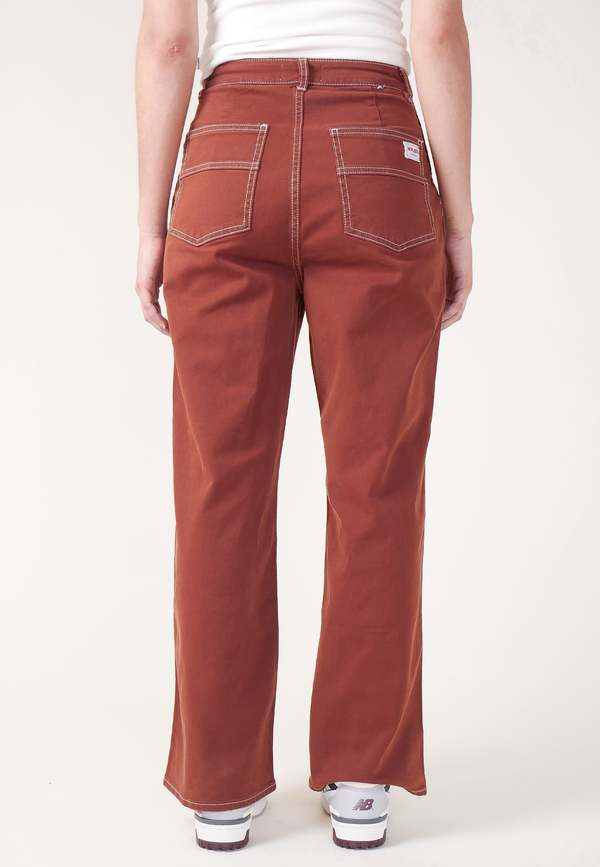 Chestnut Heidi Jean