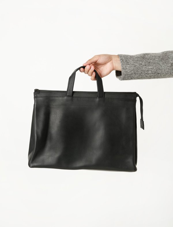 Isaac Reina 110 Standard Satchel - Black | Garmentory