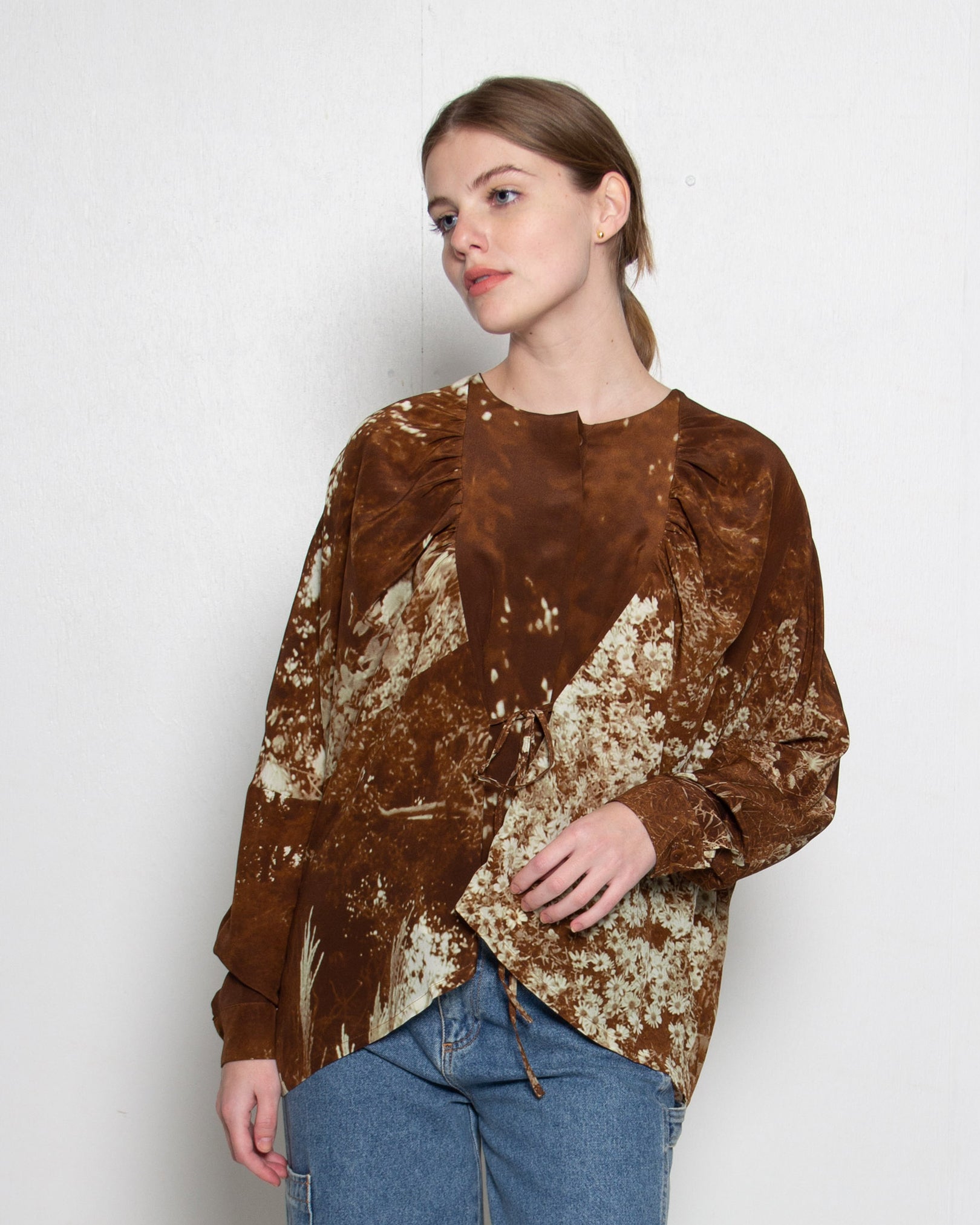 Anntian Blouse Top - H- Frosted Flowers Brown | Garmentory