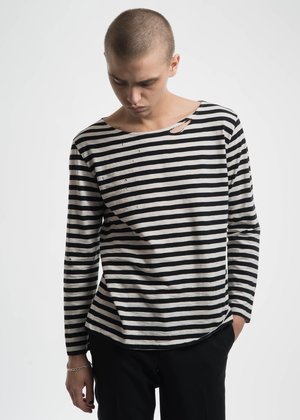 【GARCONS INFIDELES】 L/S TEE Garcons Infideles Kurt Striped Long Sleeve | Garmentory