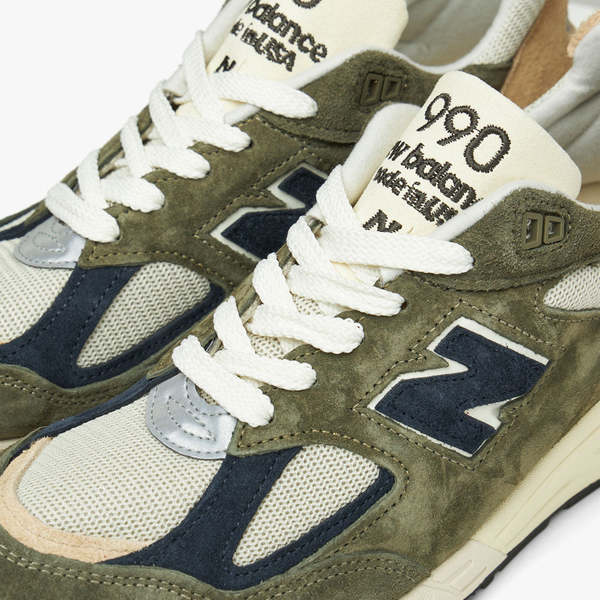New Balance MADE in USA M990GB2 SNEAKERS - GREY | Garmentory display picture 1