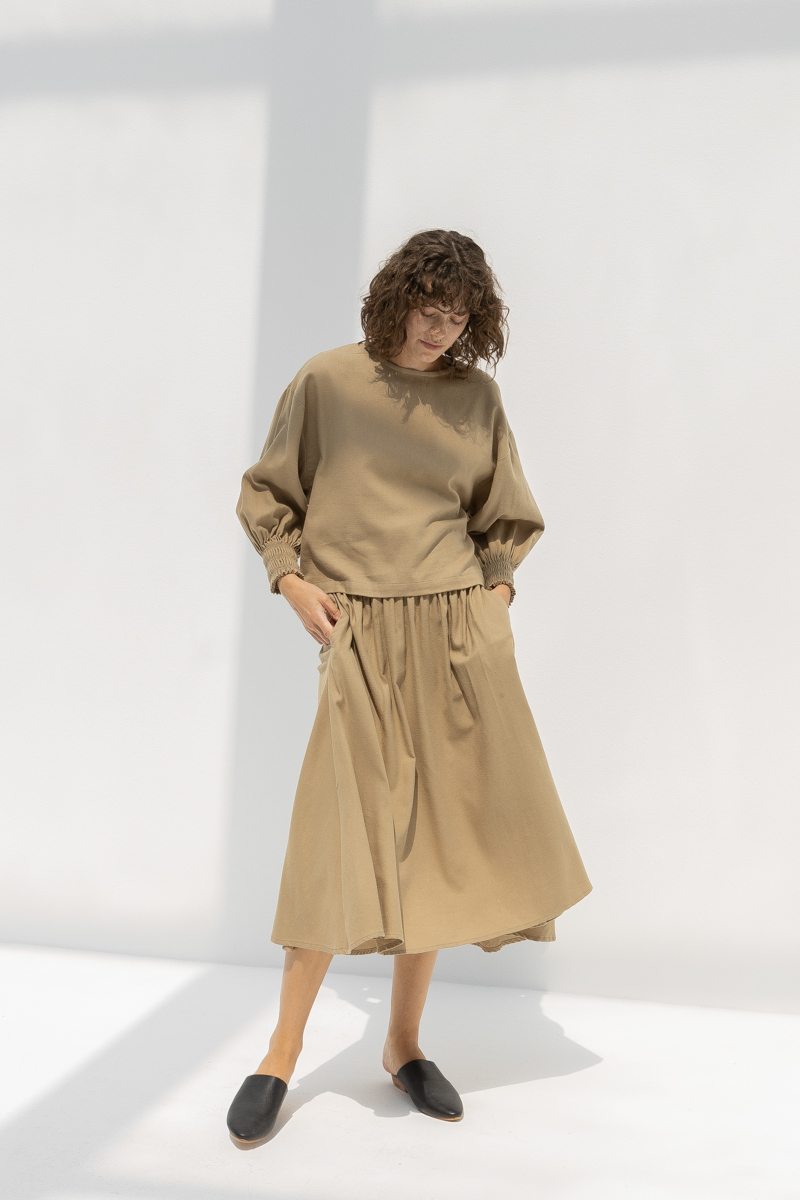 Black Crane Accordion Skirt - Mocha