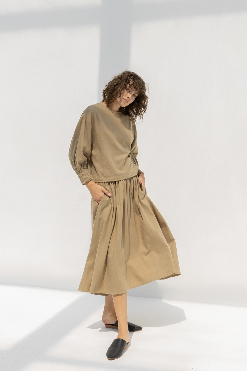 Black Crane Accordion Skirt - Mocha