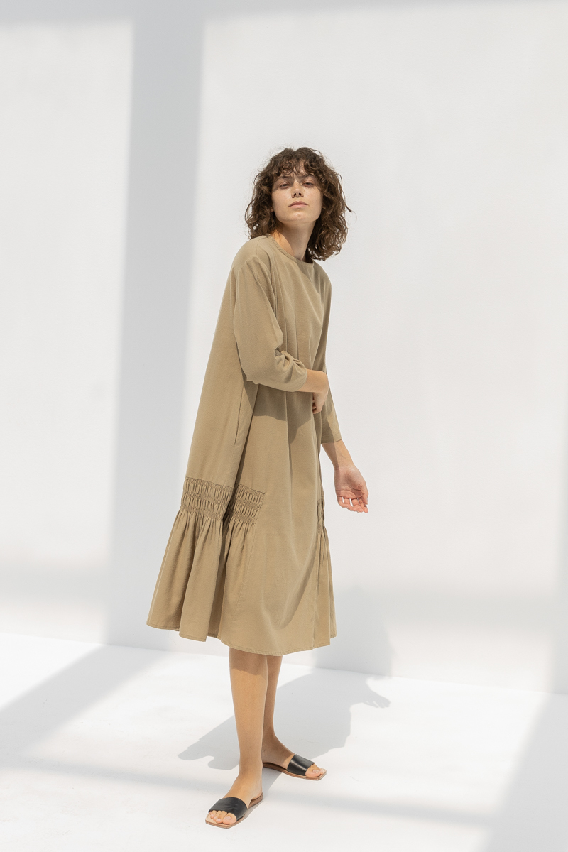 Black Crane Gathered Dress - Mocha