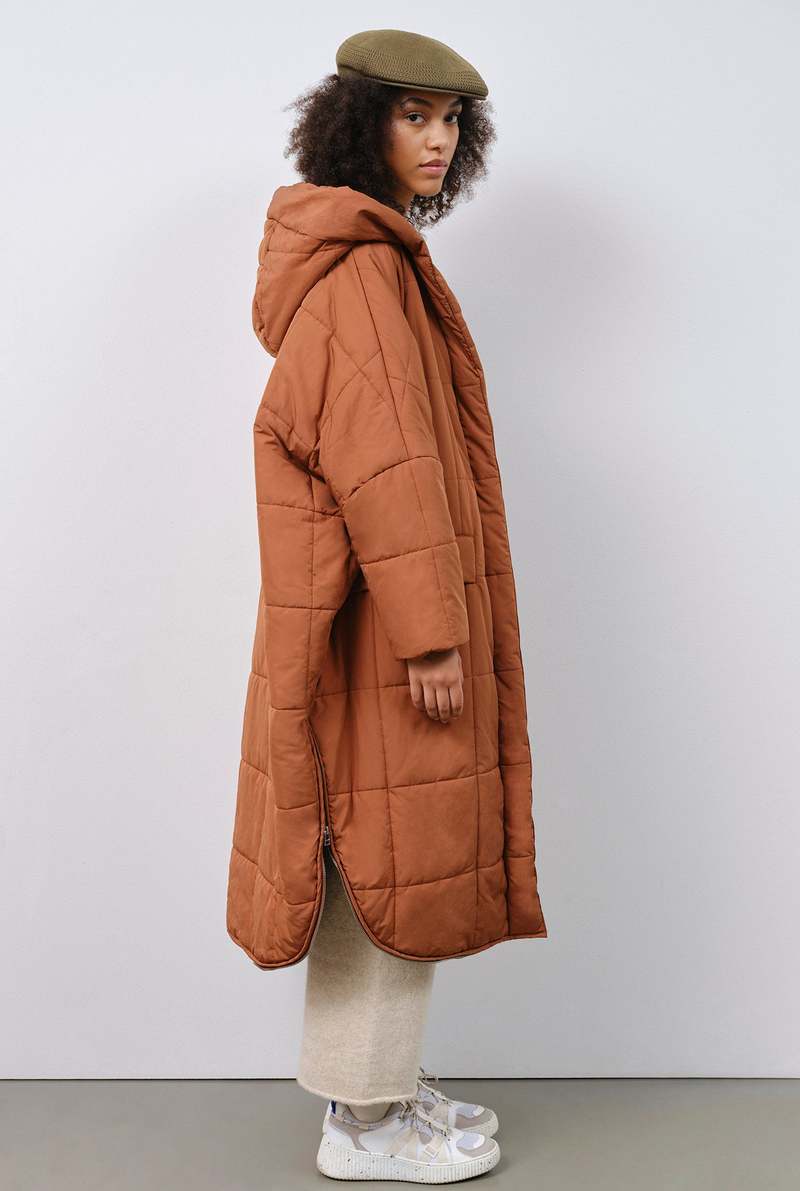 ダウンジャケット・コート EMBASSY OF BRICKS AND LOGS FU PUFFER JACKET (52519) EMbassy Of Bricks and Logs FU Puffer Jacket - Dark Navy