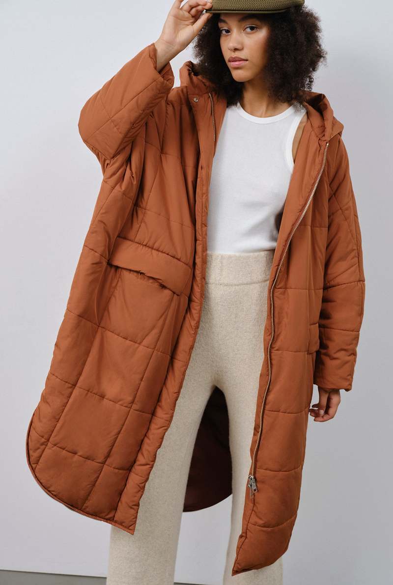 ダウンジャケット・コート EMBASSY OF BRICKS AND LOGS FU PUFFER JACKET (52519) EMbassy Of Bricks and Logs FU Puffer Jacket - Dark Navy