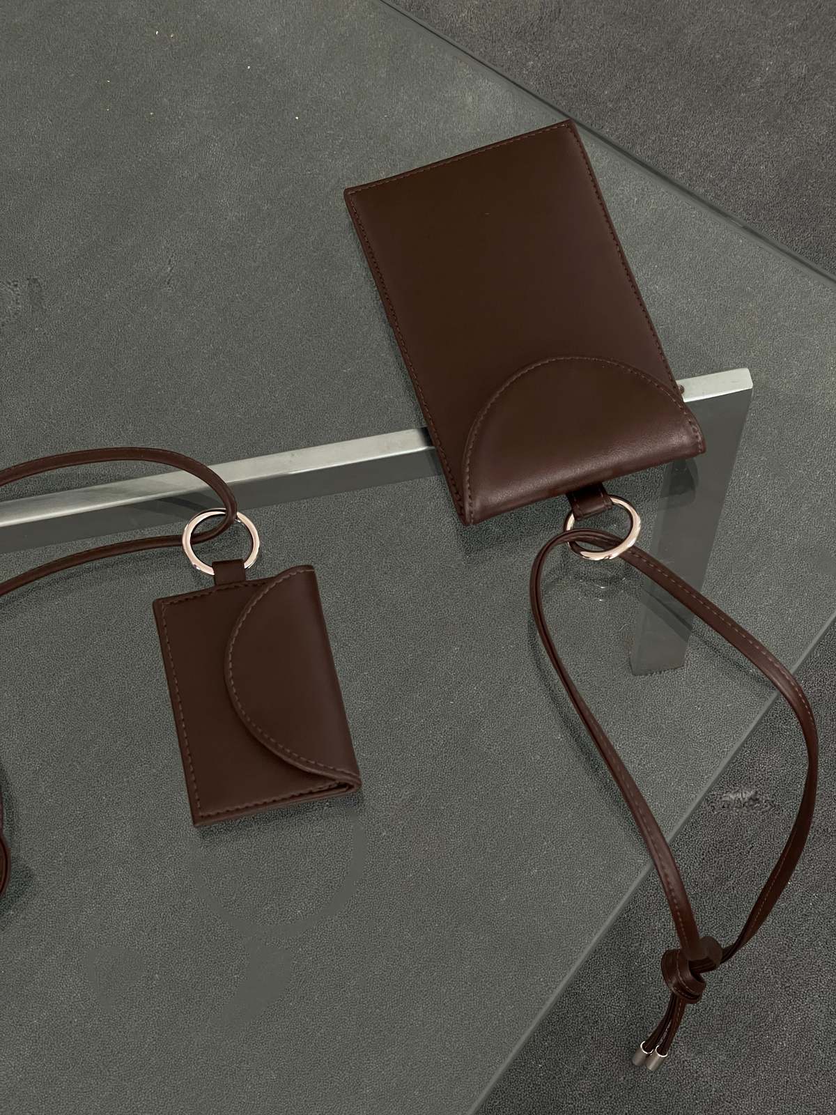 Hozen Card Sling - Grizzly | Garmentory