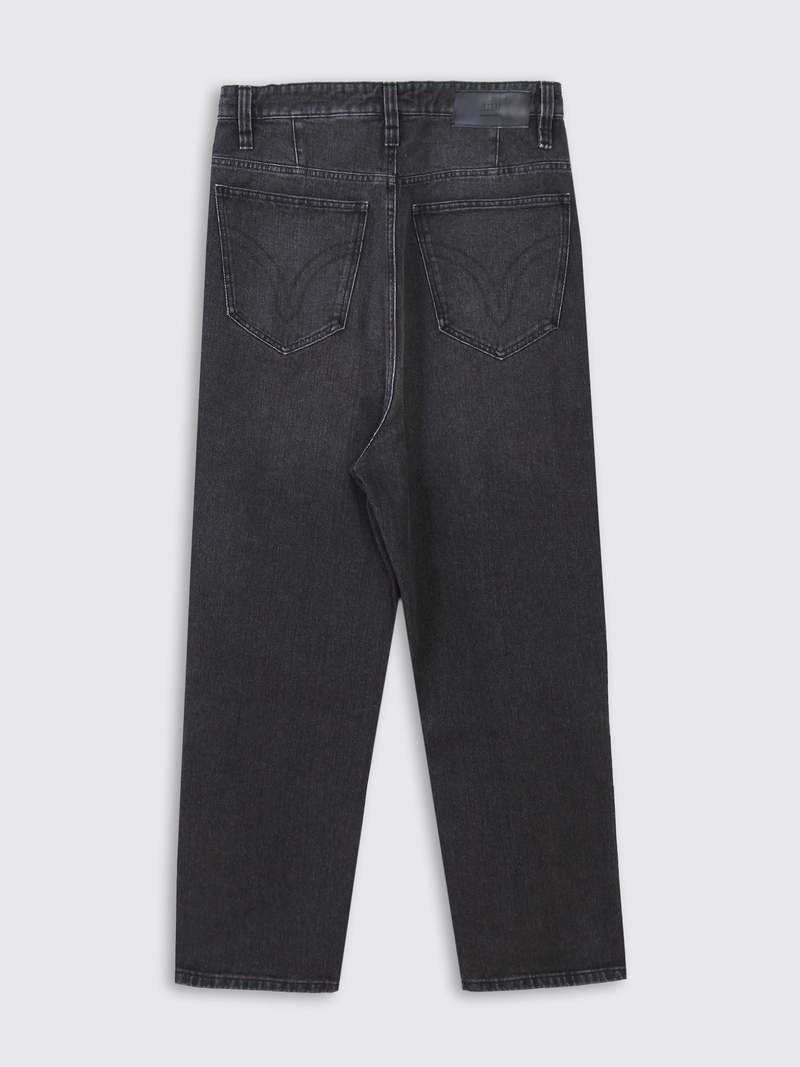 AMI Alex Fit Jeans - Black | Garmentory