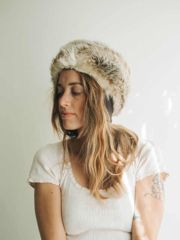 Italian shearling hat Vintage Superarno Tuscan Genuine Lamb Shearling Skin Fur  main image 2