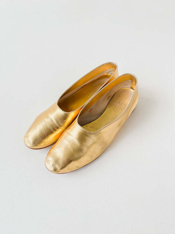 【新品未使用】＜MARTINIANO＞GLOVE Gold COLOR/38 MARTINIANO GLOVE FLAT - GOLD | Garmentory