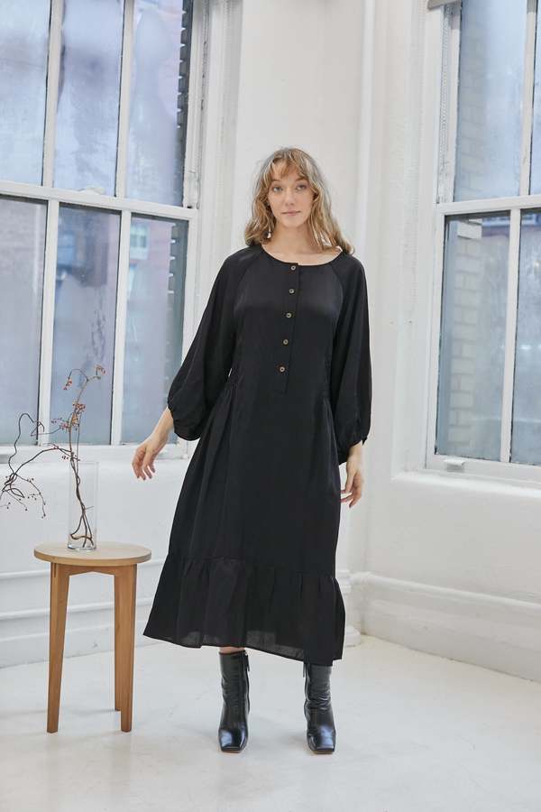 black and white dress coat Lady Black Tie - Roxy Embellished Maxi Dress main image 0