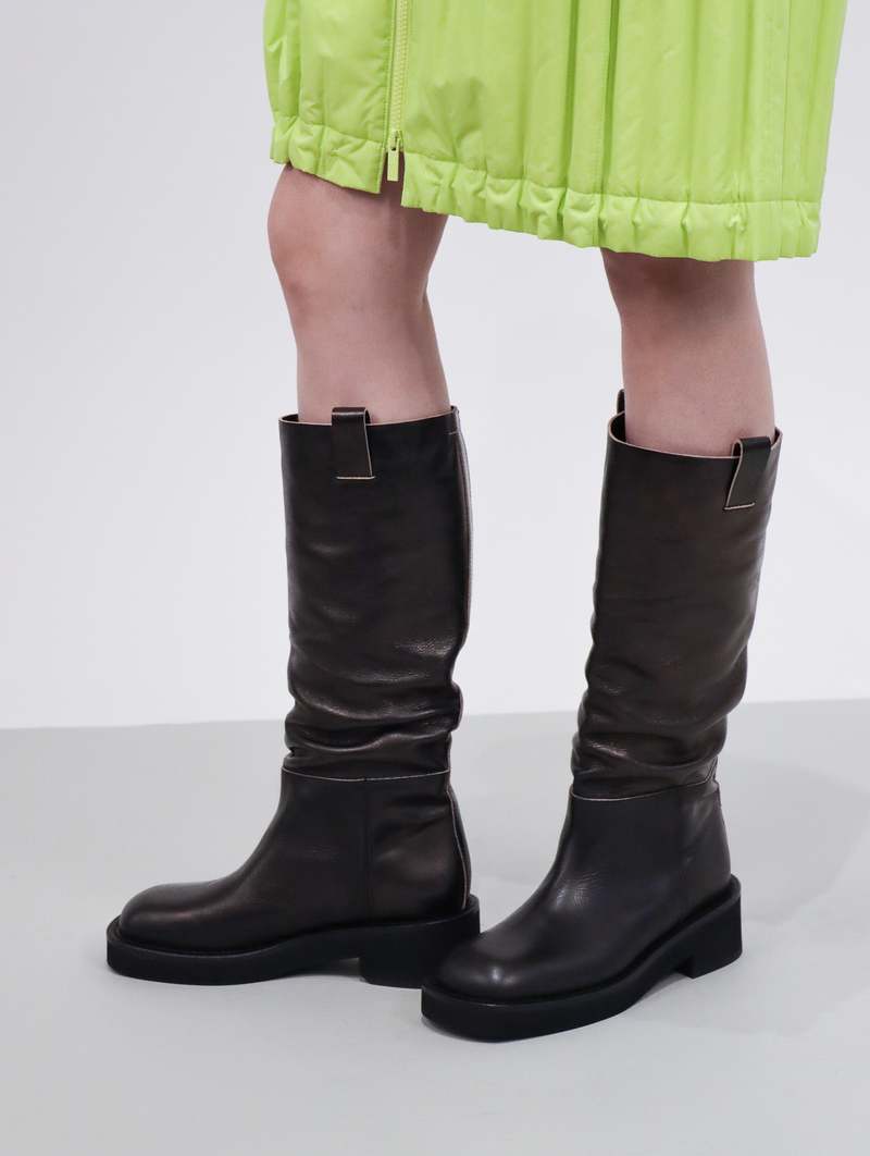 MM6 Maison Margiela Flat Knee High Boots - Black | Garmentory