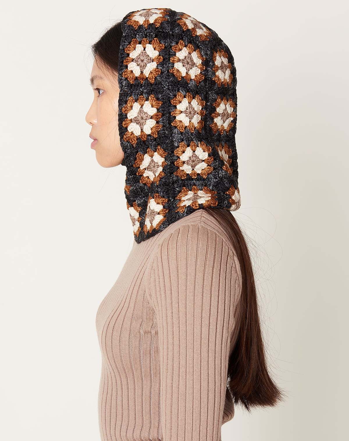 ＜Misha＆Puff＞CROCHET BALACLAVA/バラクラバ Misha & Puff Agnese Crochet Balaclava - Licorice | Garmentory