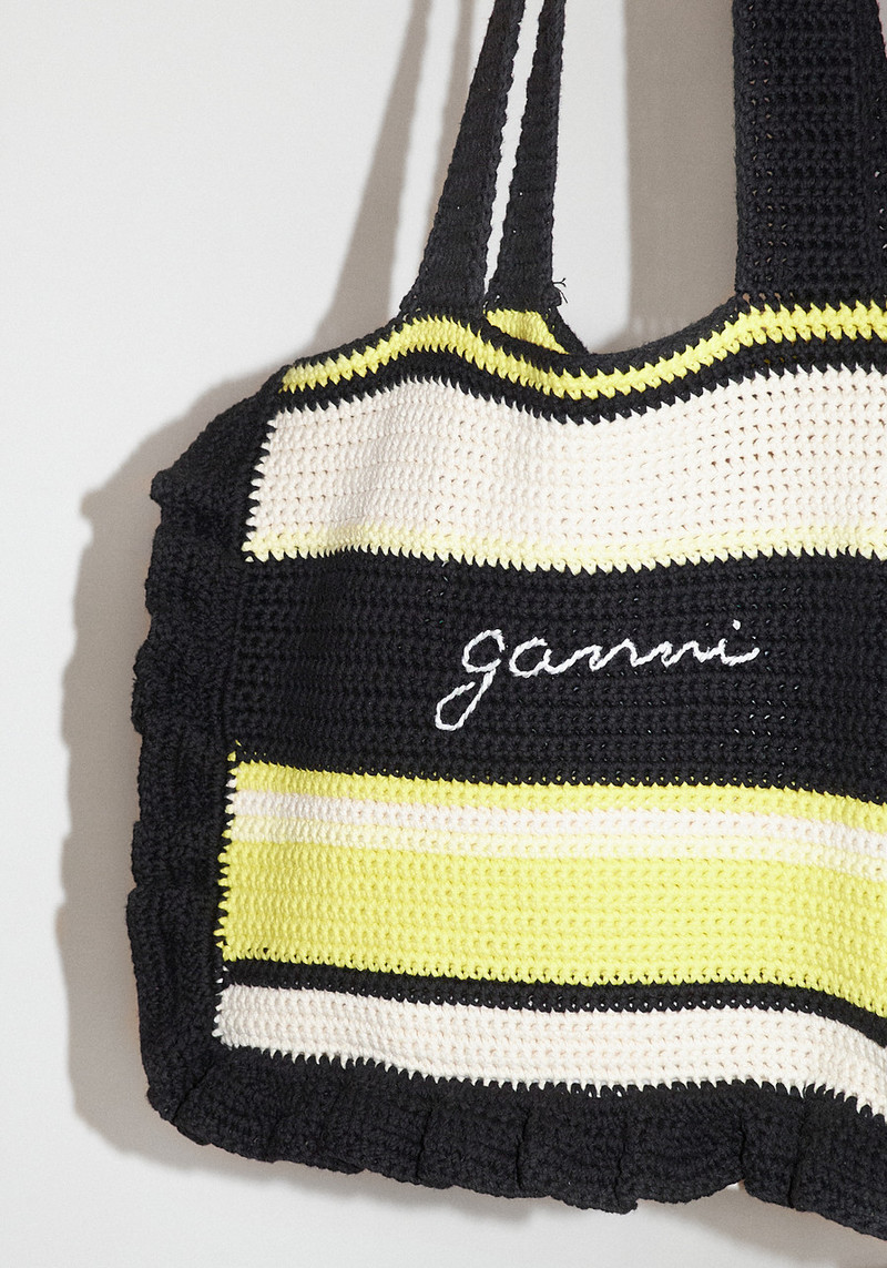 ● GANNI ● Cotton Crocheted Frillトートバッグ Ganni Cotton Crochet Frill Tote - Golden Kiwi | Garmentory