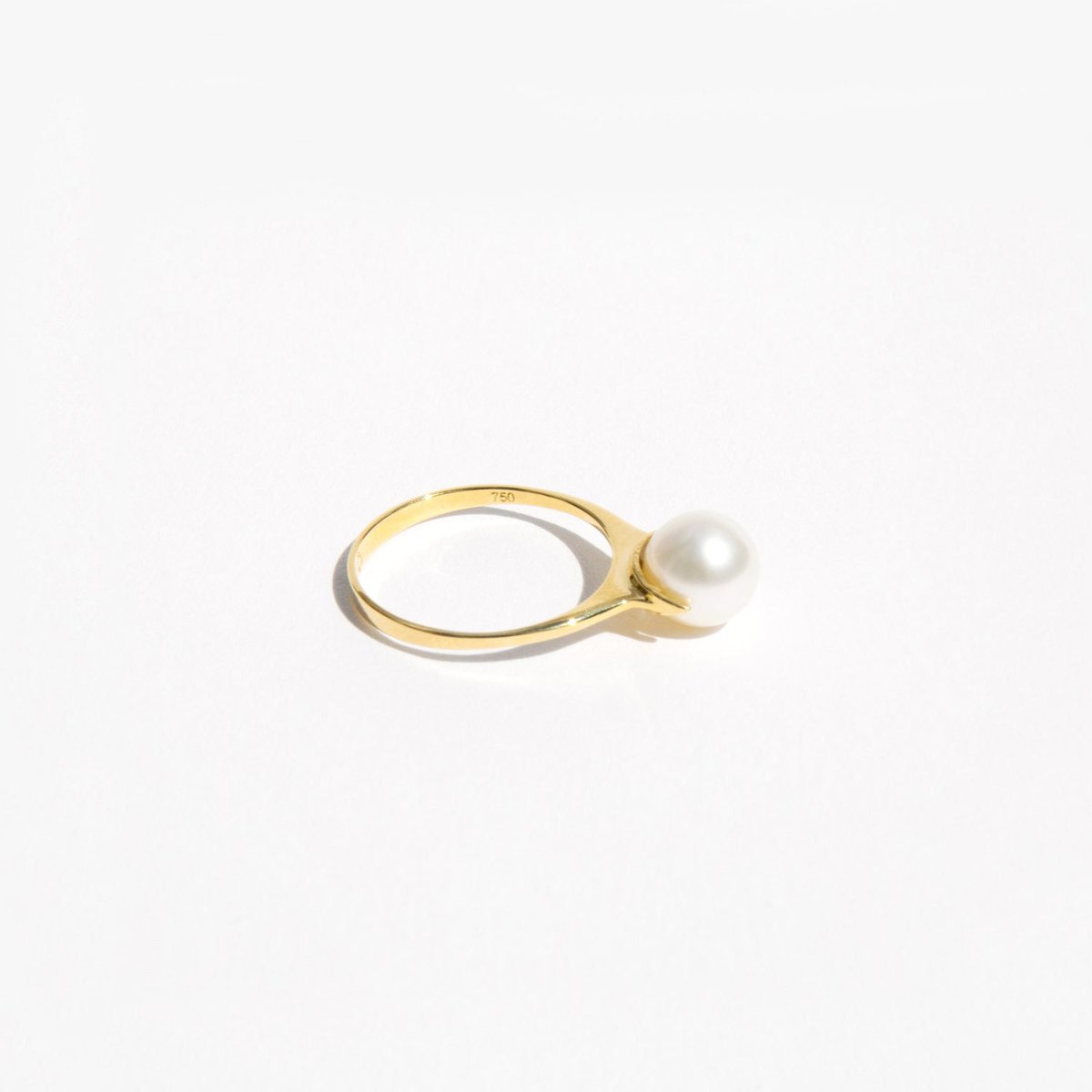 Saskia Diez Pearl Ring Solitaire - Image 1 of 7