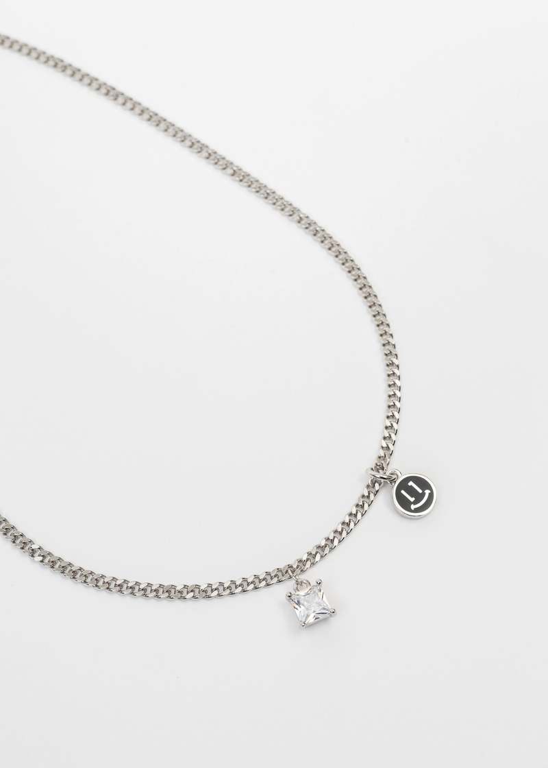 Unisex DEPARTMENT Black Smily and Stone Necklace - Silver Unisex DEPARTMENT Black Smily and Stone Necklace - Silver