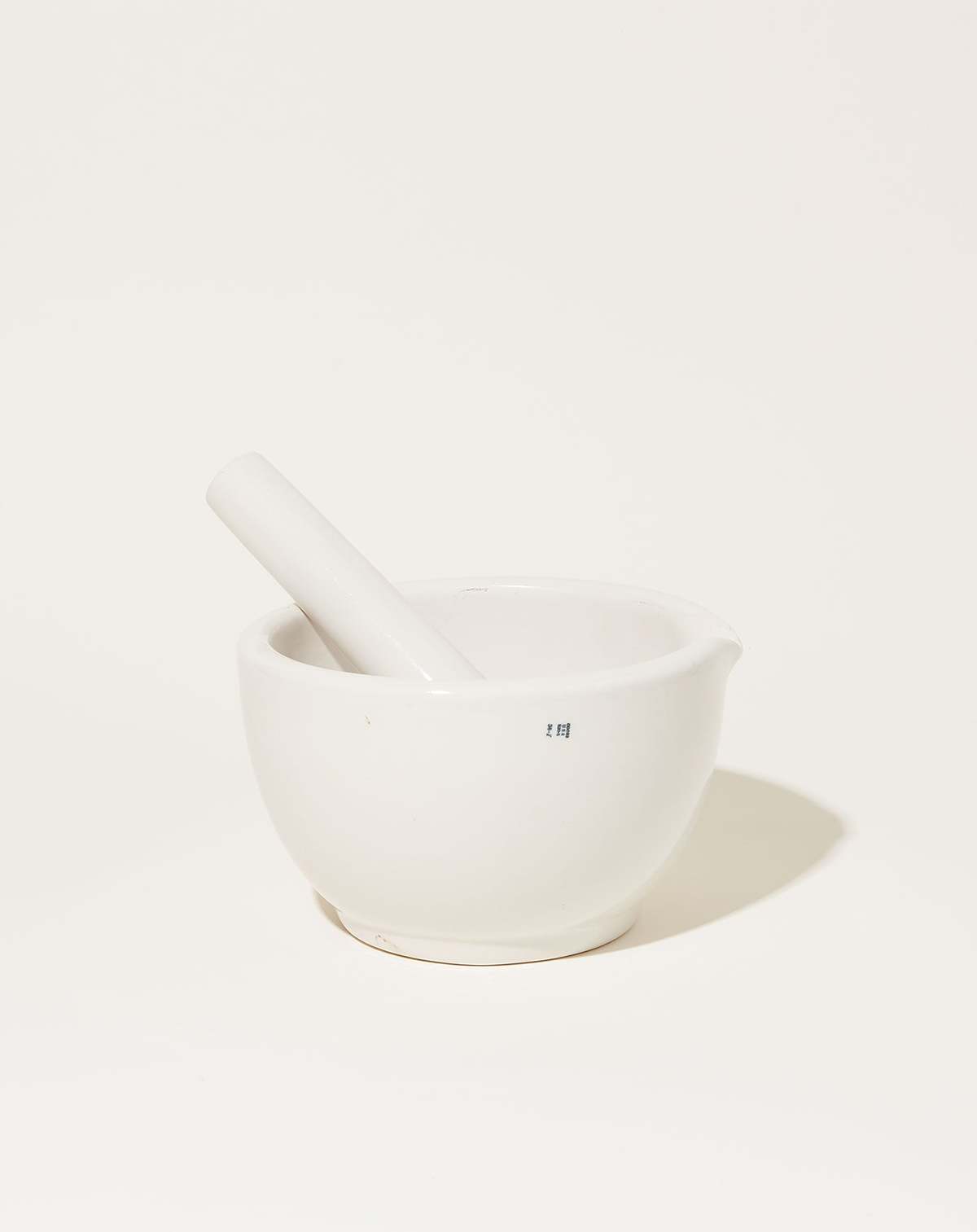 Vintage Extra Large Mortar and Pestle White Garmentory